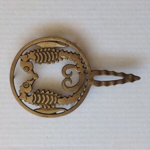 Seahorses Kissing Trivet